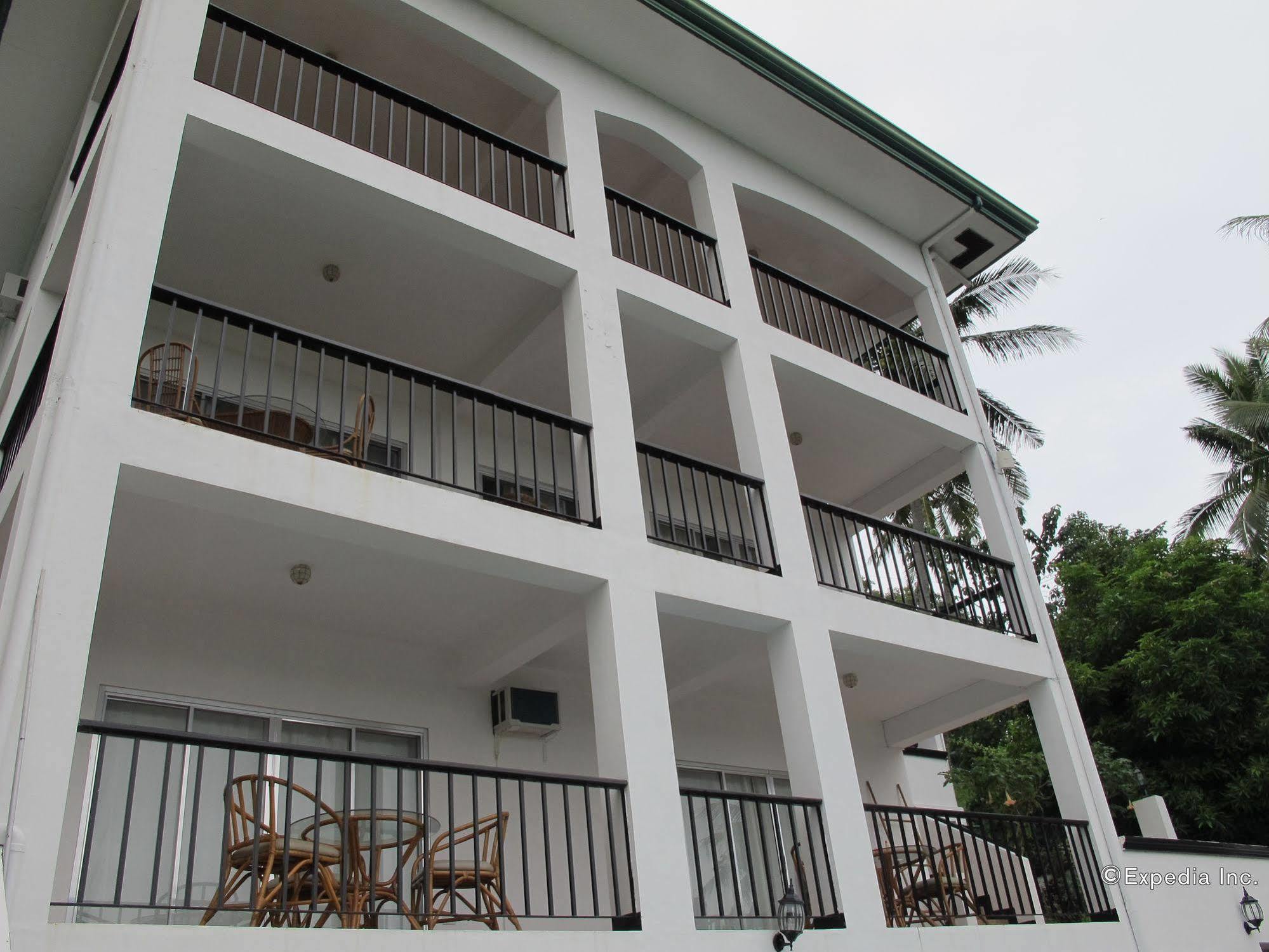 Seahorse Villa Puerto Galera Exterior photo